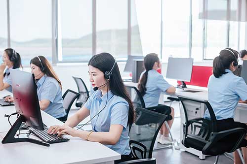 <br><br><br>Service team